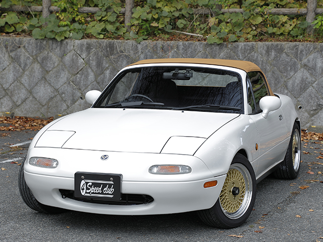 ROADSTER NA8